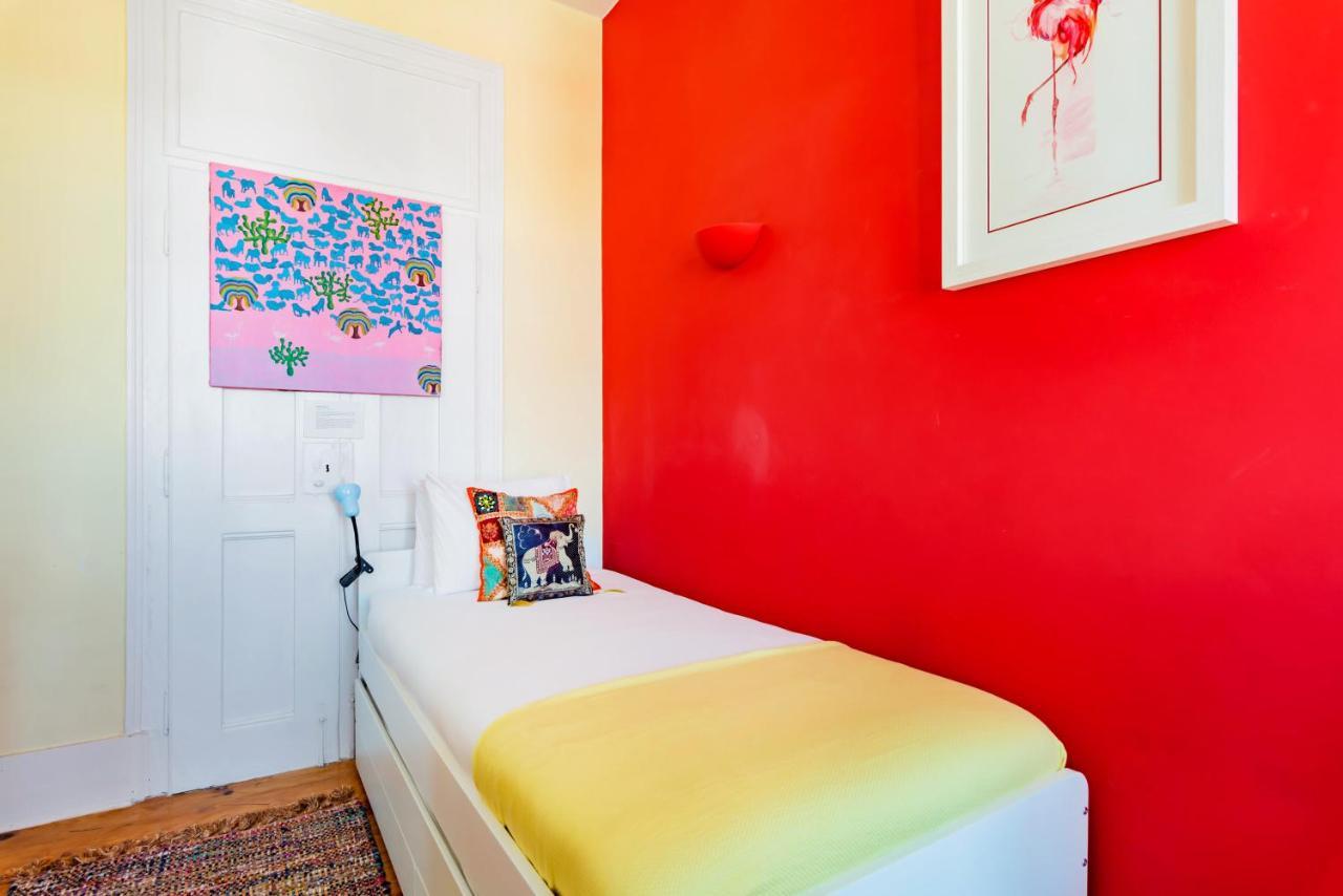 Apartment Bright & Beautiful Floor Graca Flat *