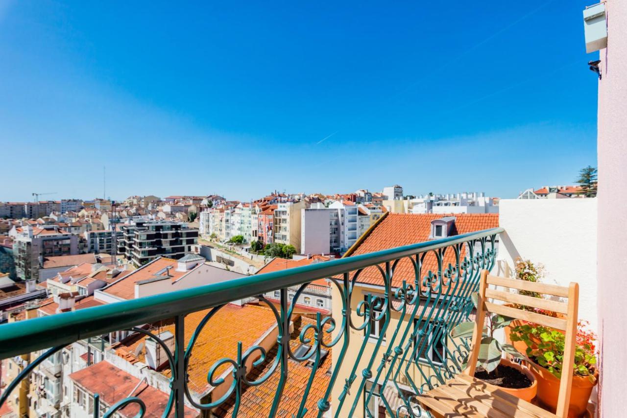 Apartment Bright & Beautiful Floor Graca Flat