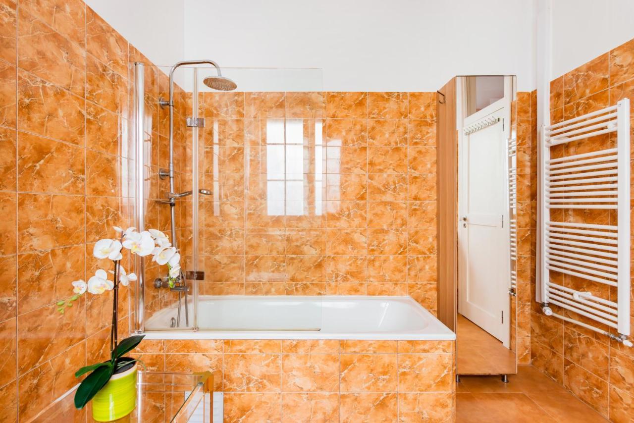 Apartment Bright & Beautiful Floor Graca Flat *