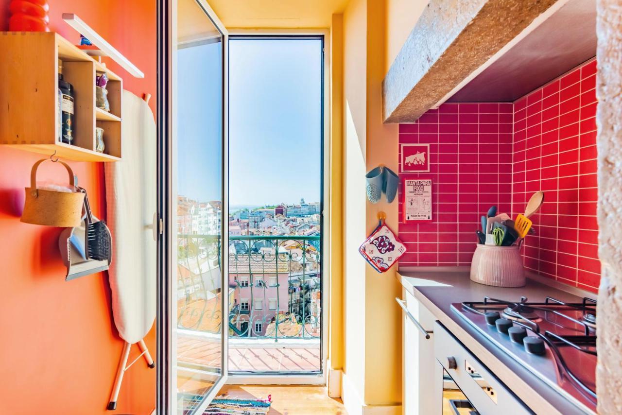 Bright & Beautiful Floor Graca Flat Apartment
